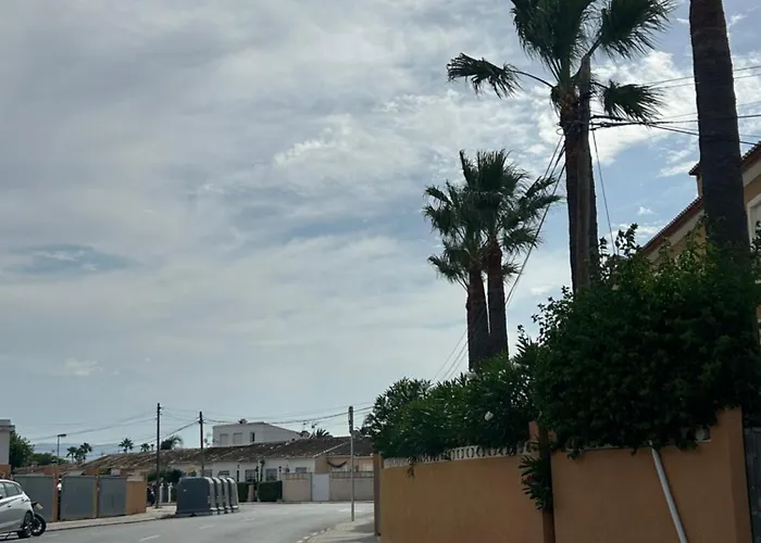 Cerca De La Playa 度假居 *